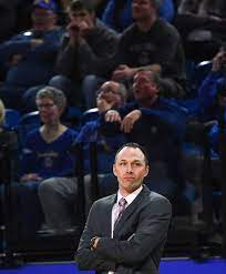 Sdsu Jacks Basketball Eric Henderson Skips Rebuild Keeps Team Focused Basketball Coach South Dakota State Eric