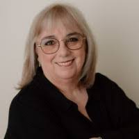 Jennifer Ancira's Instagram, Twitter & Facebook