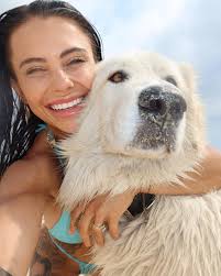 Here have a gazillion because I decided that I'm the happiest in the water  with my bestie boo 🥺🦋💘✨