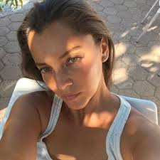 Posted 18 years ago by captain_raoul_duke 23 replies | jump to latest. Sara M Uruguay On Twitter Bonito Martes