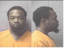 Deputies: Man killed girlfriend, hid body under pile of trash