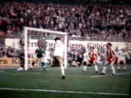 Pünktlich kurz vor dem anpfiff ist unser kommentator guido ostrowski am spieltag für dich auf sendung. 1 Fc Koln Radrennbahn 70er Jahre Youtube