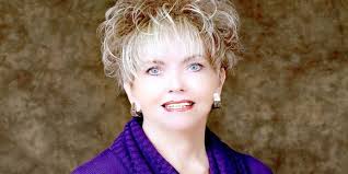 2013 Mardi Gras Queen