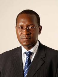 EntrEViSta Com o ProfESSor DoUtor arlinDo Da CoSta Gonçalo mazUnGanE  ChilUnDo. aS rEformaS Da EDUCação SUPErior DE moçambiqU