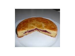 Gateau Breton A La Framboise Recette Gateau Breton Dessert Patisseries Sucrees