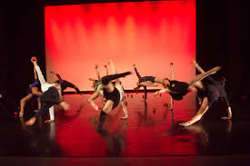 C'est le mardi 28 juin que le traditionnel spectacle de fin d'année scolaire s'est déroulé. Spectacle De Fin D Annee Par L Ecole Municipale De Danse Marly La Ville