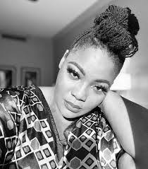 Eliza Khan's Instagram, Twitter & Facebook