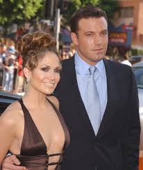 Jennifer lopez and ben affleck were spotted hanging out again for the second time in 10 days, 17 years after their split — read more. Nach J Los Trennung Von A Rod Ex Ben Affleck Soll Schon In Den Startlochern Stehen Leute Bild De