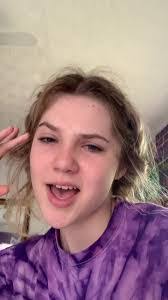 Lilly Meadows's Instagram, Twitter & Facebook