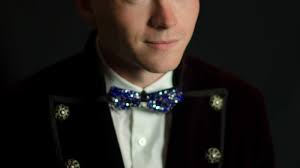 Nationally acclaimed illusionist to present fundraiser magic show