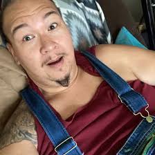 How can Kobe Bryant's statements about LeBron James be reconciled?