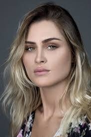 Amanda Rea's Instagram, Twitter & Facebook