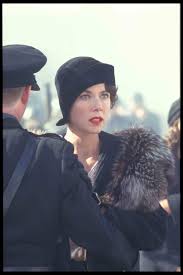 An au where king richard iii wins at bosworth and kills henry tudor, elizabeth of york's betrothed and, thanks to the letters they shared, her one and only true love. Richard Loncraine Recalls Directing Richard Iii