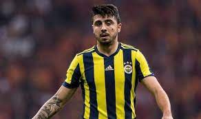 En taze video ve görsellere; Fenerbahce Kaptani Ozan Tufan Koronaviruse Yakalandigini Acikladi