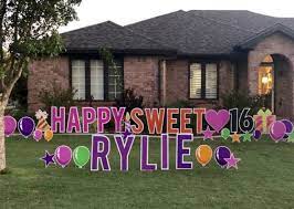 This package includes the message happy birthday along with customized name and age for the recipient. Start Your Own Yard Greeting Rental Business Yard Cards Birthday Yard Signs Diy Happy Birthday Yard Signs