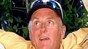 Everest climber defends leaving dying Briton