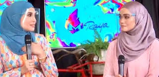 Abdul wahid, 81muhammad wahid, 58qamar wahid, 43. Showbiz Intan Has Not Forgiven Izreen