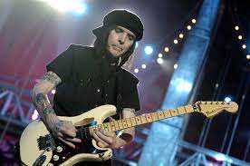 Nikki sixx is 55, vince neil is 53 and tommy lee is 51. What Disease Does Mick Mars Have Popsugar Celebrity