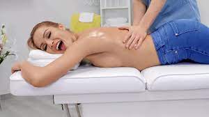 Massage And Oil My Jeans / Brazzers full video at zzfull.com/HY -  XVIDEOS.COM