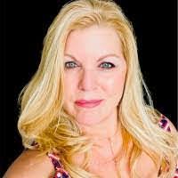 Dana Mikel's Instagram, Twitter & Facebook