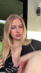 Gina Laitschek Gym Workout