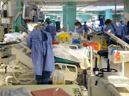 Intensive care is a 1991 dutch action horror film directed by dorna van rouveroy. Inside Icu The Nhs Heroes Fighting Coronavirus As Second Wave Hits West Midlands Express Star