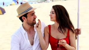 Afili aşkta oynayan burcu özberk ve çağlar ertuğrul gerçek hayatta sevgili mi? Afili Ask Dizisinin Ayse Si Burcu Ozberkle Caglar Ertugrul Arasindaki Gercek Herkesi Sok Etti