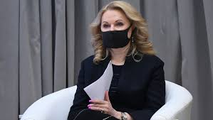Вместо обоняния пациенты теряют слух. Golikova Nazvala Simptomy Zabolevaniya Indijskim Shtammom Koronavirusa Gazeta Ru Novosti