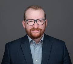 Kenneth Luff's Instagram, Twitter & Facebook