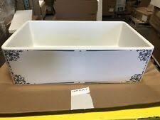 baldwin fireclay farmhouse sink
