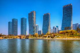 Victoria crowned pigeon by baron reznik. Songdo The 21st Century City Glimpse From The Globe