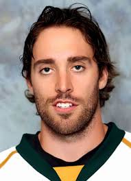 Player photos for the 2000-01 Parry Sound Shamrocks at hockeydb.com