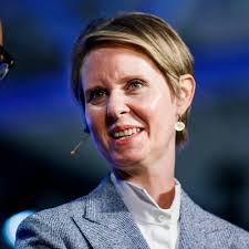 SATC-actrice Cynthia Nixon haalt uit naar voormalig gouverneur
