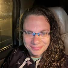 Many of us try to have a healthy diet at home, but what about healthy  eating at work?