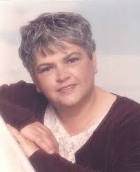 Doris Martel's Instagram, Twitter & Facebook