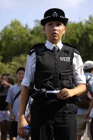 Pin By Jose Ignacio On Mujeres Con Uniforme Police Uniforms Police Female Soldier