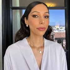 Phoebe Dawson's Instagram, Twitter & Facebook