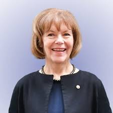 Amanda Hefner (@AHefner19)