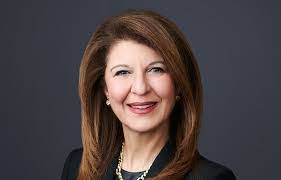 Rebecca Royer's Instagram, Twitter & Facebook