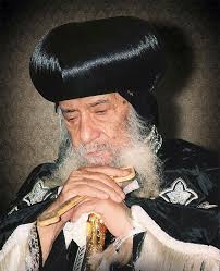 علمانيون ..وماكس ميشيل ..وسلفيون ...وحكومة ! في سنوات حبرية البابا شنودة  الاخيرة ظهرت حركة اسمها العلمانيين الاقباط وضمت اسماء كثيرة من اقباط  الاعلام ...وممن لهم علاقة بالصحافة والصحفيين وكانت هوجة ..مؤتمرات وتصريحات