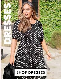 £29.00 £23.20 (20% off) plus size blue floral button front milkmaid midi dress. Uowbmigwpygnzm