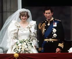 You Can Buy A Slice Of Prince Charles And Diana S Royal Wedding Cake From 1981 Metro News