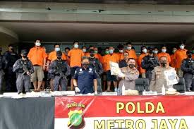 Nonton online berita dan info pelabuhan tanjung priok terupdate hanya di vidio. Goxdkintzlozim