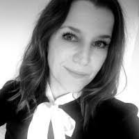 Amy Biddle's Instagram, Twitter & Facebook