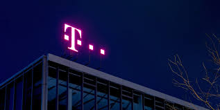 Find out what you should do to protect yourself. T Mobile Confirms Servers Were Hacked Investigates Data Breach Techtwiddle