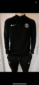 Natürlich ist jeder psg trainingsanzug sofort im internet xd im lager verfügbar und kann sofort geliefert werden. Nike Paris Saint Germain Psg Squad Trainingsanzug Fussball Gr L In Rheinland Pfalz Kaiserslautern Ebay Kleinanzeigen