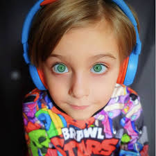 Stream Лунатик by Александр Максимкин