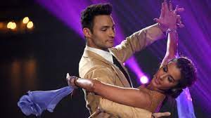 Robert beitsch robert beitsch machte als erfolgreicher tänzer karriere. Sarah Lombardi Eine Betrugerin Das Sagt Ihr Let S Dance Tanzpartner Robert Beitsch Zu Dem Fremdgehskandal News De