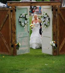 Amazing Wedding Here At Historic Hope Glen Farm This Door Way Was Made By The Groom Placed In The Pasture Outdoor Wedding Doors Wedding Doors Outside Wedding