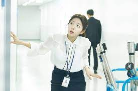 It aired on sbs from october 1 to november 26, 2018 on mondays and tuesdays at 22:00 (kst) for 32 episodes. Chae Soo Bin Finds Herself In All Sorts Of Risky Situations In Where Stars Land Soompi